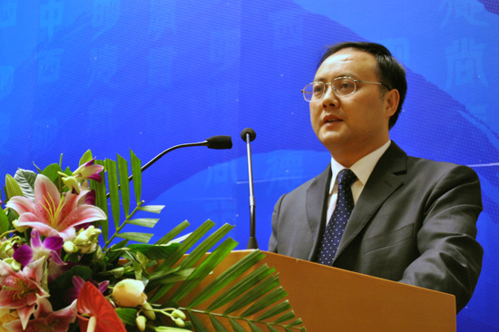 副校长石启佑教授讲话
