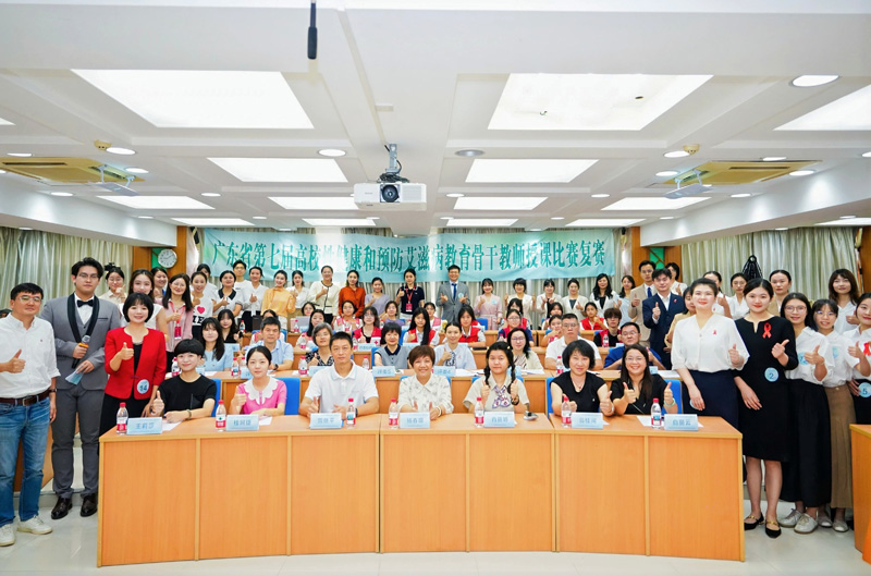 复赛合照副本.jpg 复赛合照副本.jpg