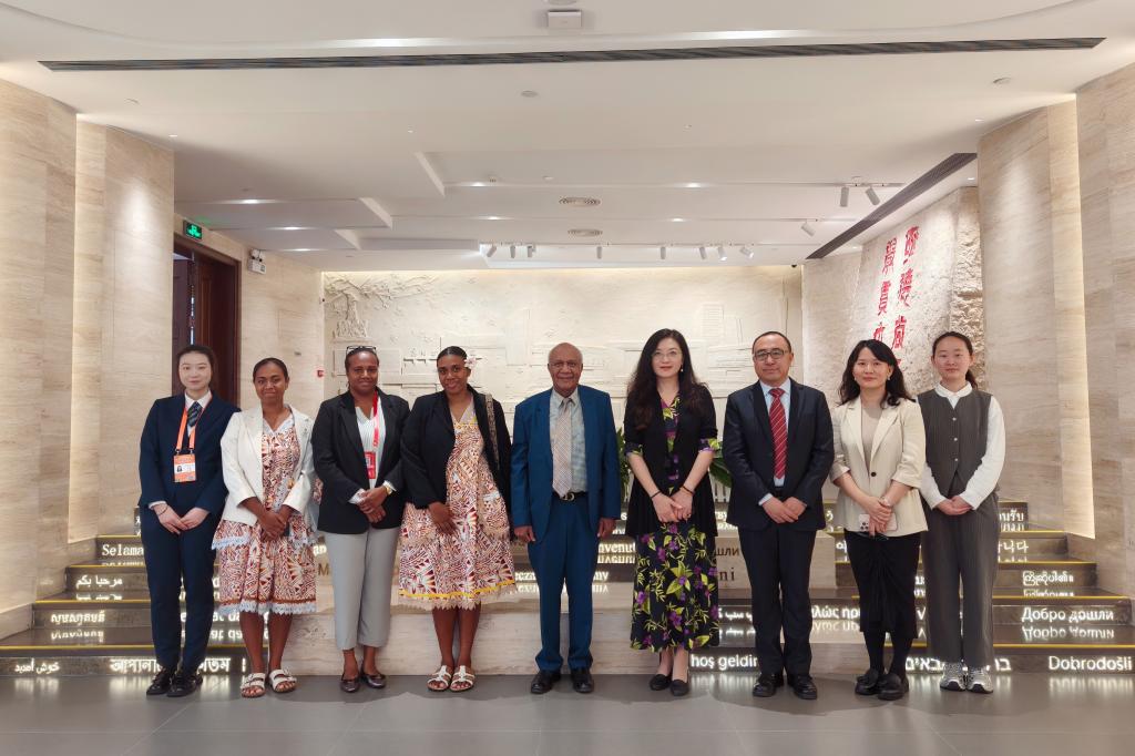 8ac15383918d6829d472a8cfa5e14c60.jpg 8ac15383918d6829d472a8cfa5e14c60.jpg