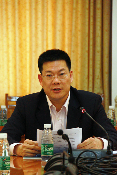 仲伟合发言