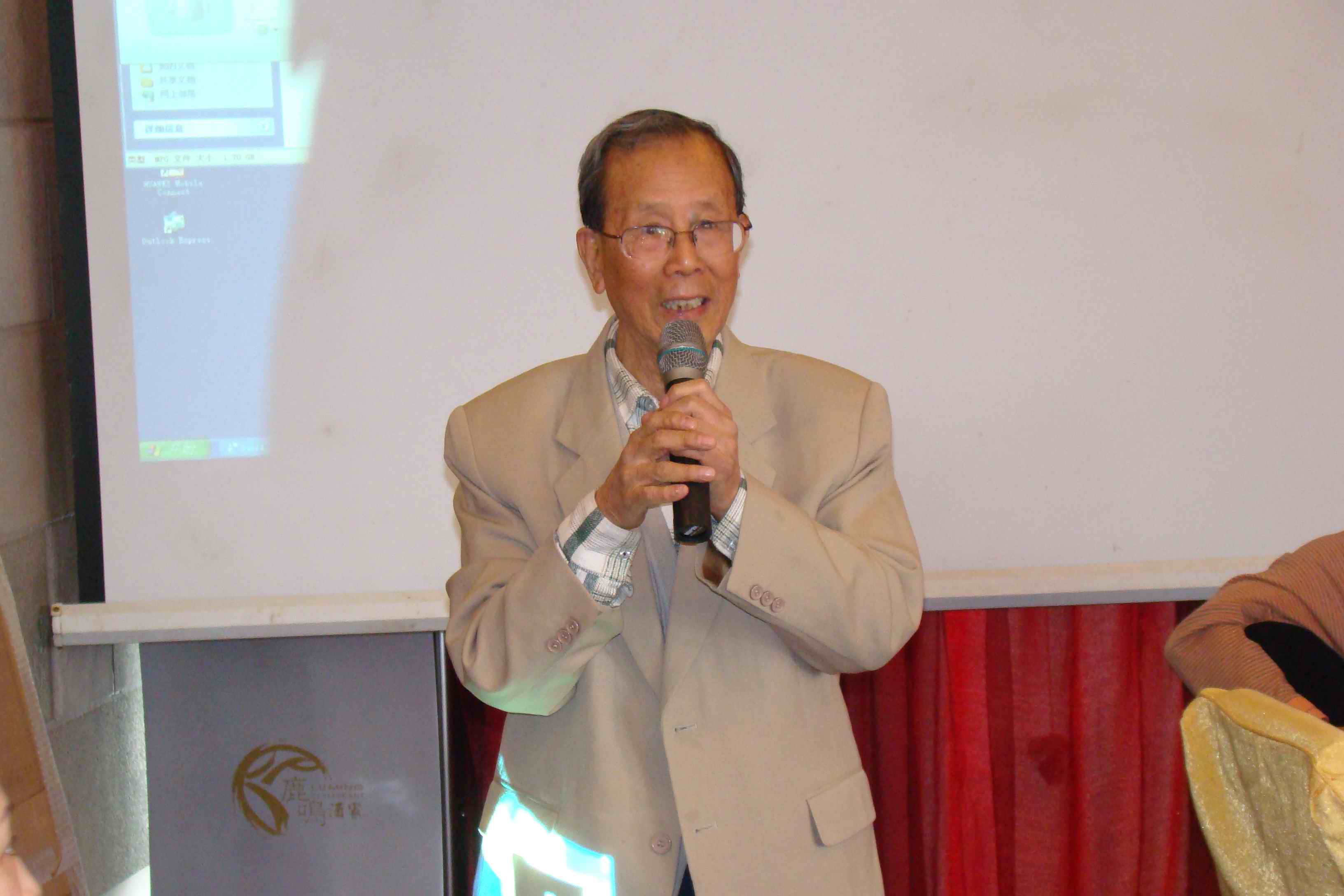 刘端郎叮嘱88届校友“胜不骄，败不馁”