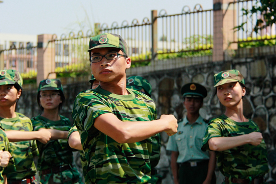 钢铁意志,纹丝不动 钢铁意志,纹丝不动