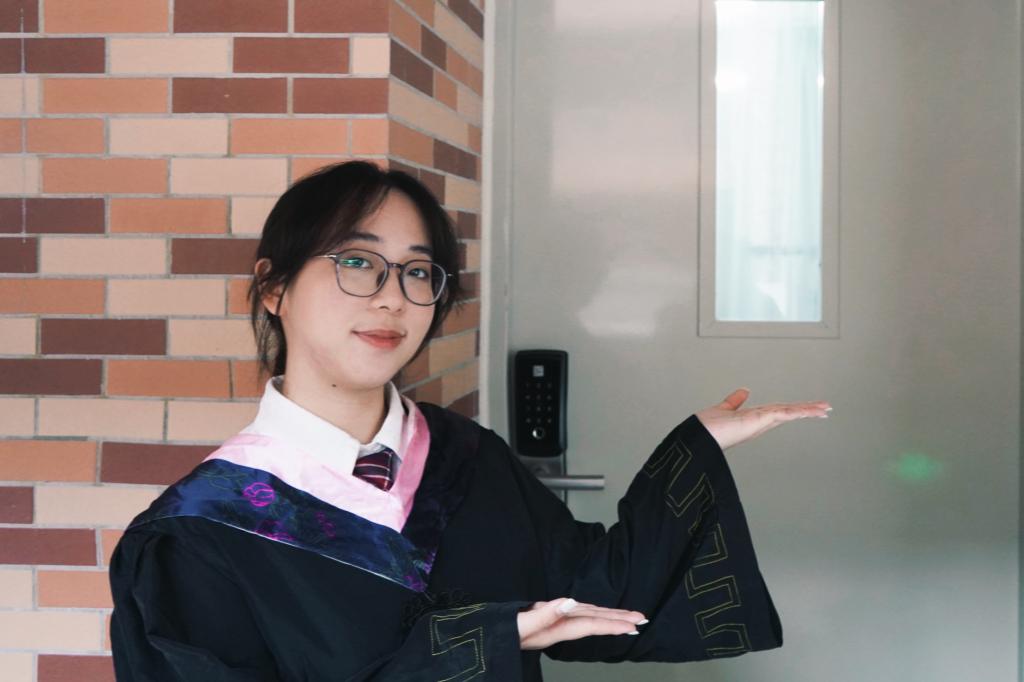 袁筝 个人照.jpg