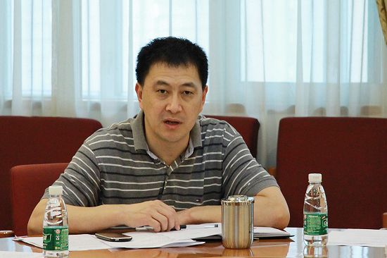 隋广军书记主持会议 隋广军书记主持会议