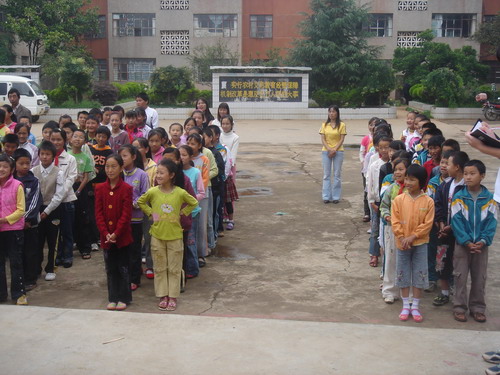 怀抱梦想的孩子们