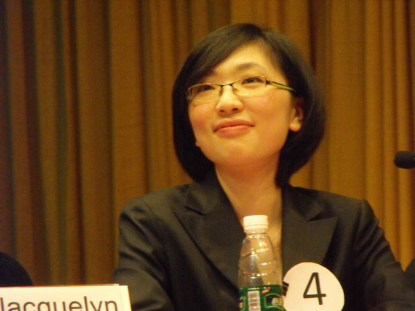 自信大方徐子彤