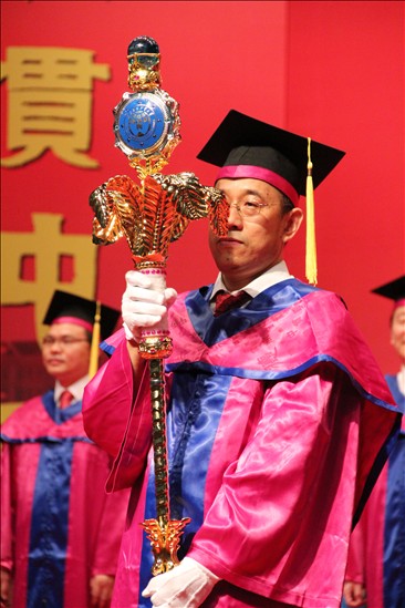 权杖入场 权杖入场