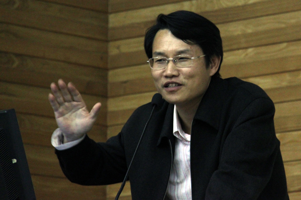 伍方斐讲述梁宗岱的传奇