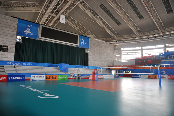 广外一流的场馆设施受到视察团称赞