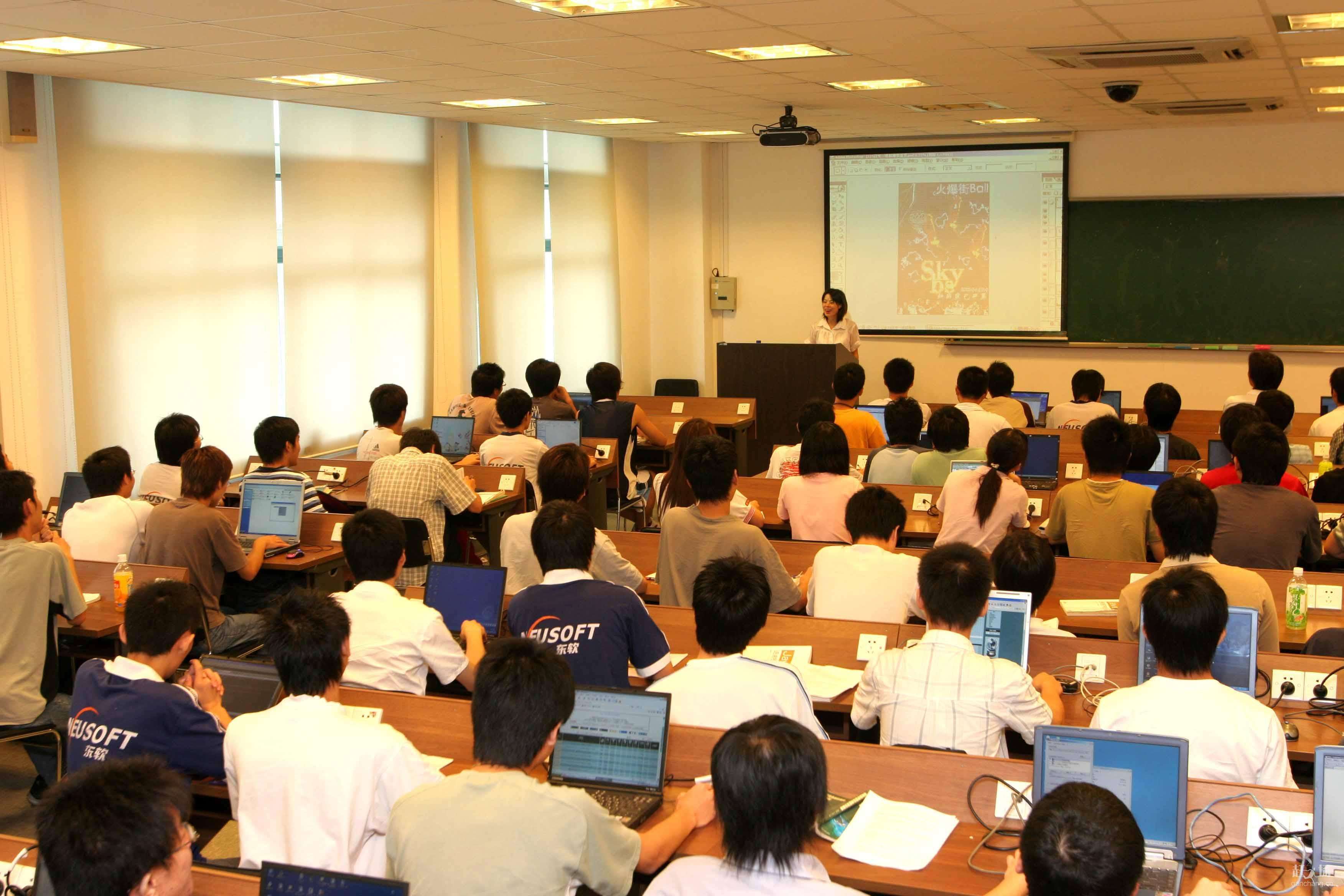 高校继续教育从学历教育转向非学历教育是大势所趋 高校继续教育从学历教育转向非学历教育是大势所趋