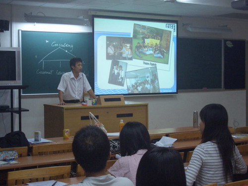 第一届队员黄阁格发言