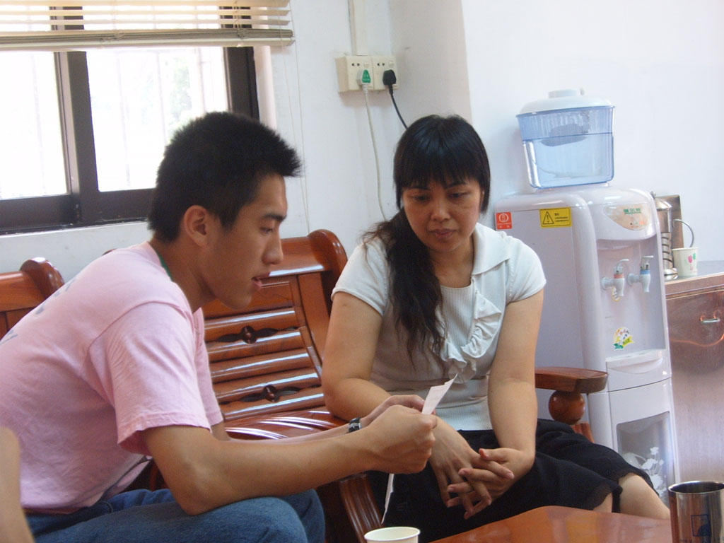 周小姐分析该镇五金行业宏观数据