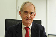 英国驻广州总领事Alastair Morgan (照片来自英国驻华大使馆官网) 英国驻广州总领事Alastair Morgan (照片来自英国驻华大使馆官网)