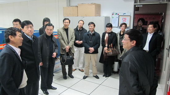 傅朗一行视察广州亚运会多语言服务中心