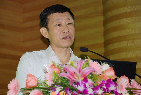 许国斌书记寄语危机下的毕业生