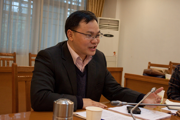 刘建达副校长主持 刘建达副校长主持