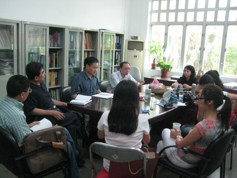 “商务英语教学与商务管理研究”沙龙活动