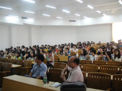 积极备战的大四学子