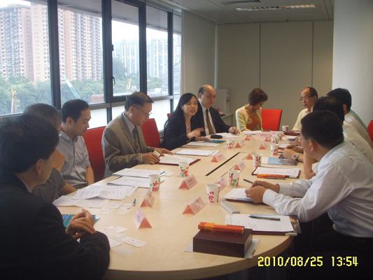 双方热烈探讨合作事宜