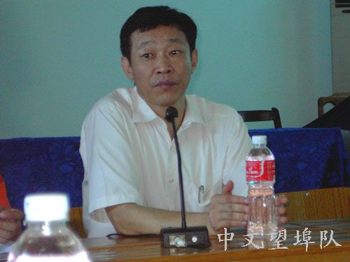 许书记发表讲话 鼓励学生下乡实践