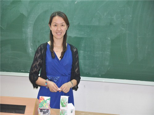 课堂上的曾丹老师 课堂上的曾丹老师