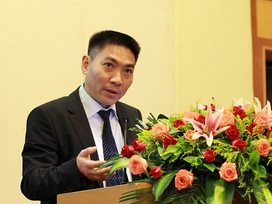 夏杰长教授进行讲座