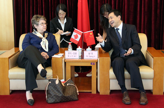 隋广军与Moria Stilwell畅谈合作前景