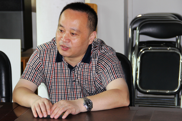 方华书记出席会议并发表讲话 方华书记出席会议并发表讲话