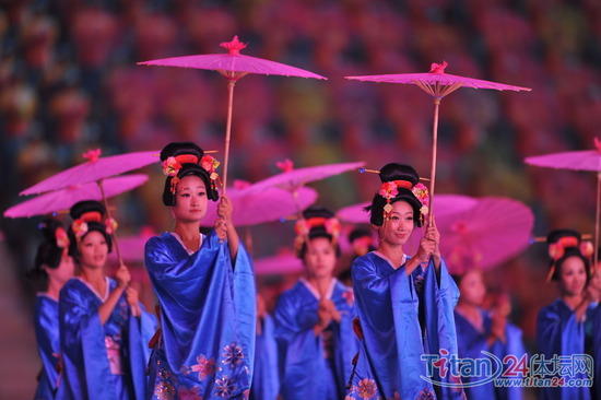 樱花伞下的美好展望