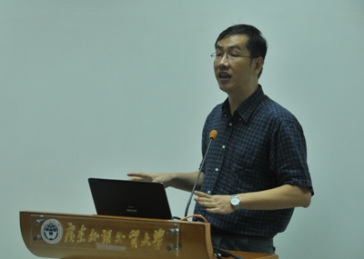 刘长青演绎教学新模式