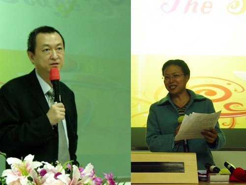 张昉(左)、杜玉平(右)用中、英双语点评