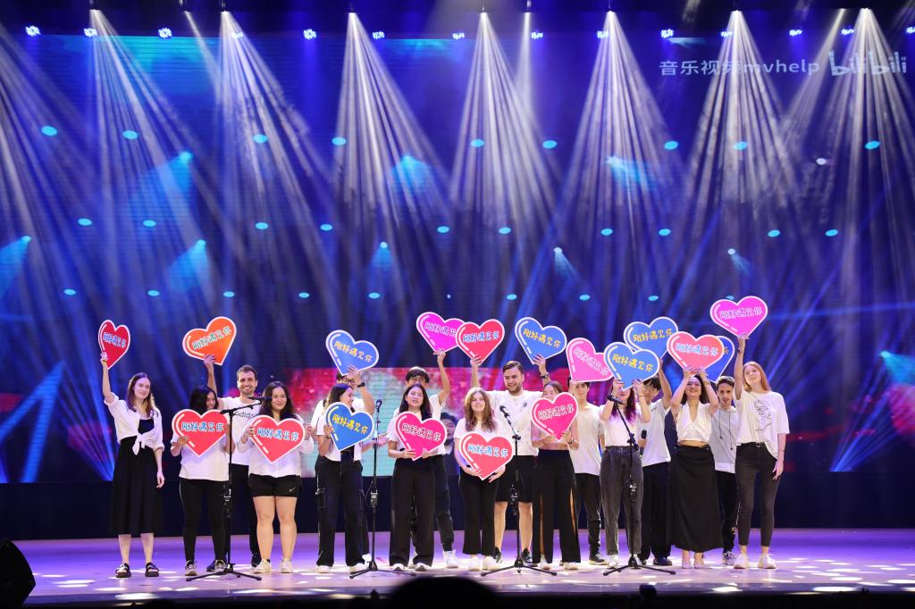 05 合唱《刚好遇见你》.jpg