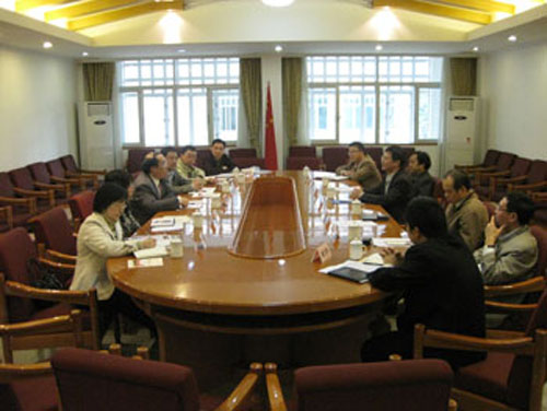 调研现场气氛热烈