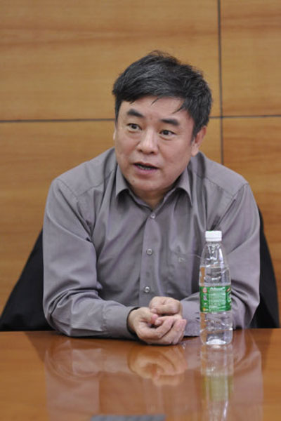 尹韵公教授莅临我院谈学科建设