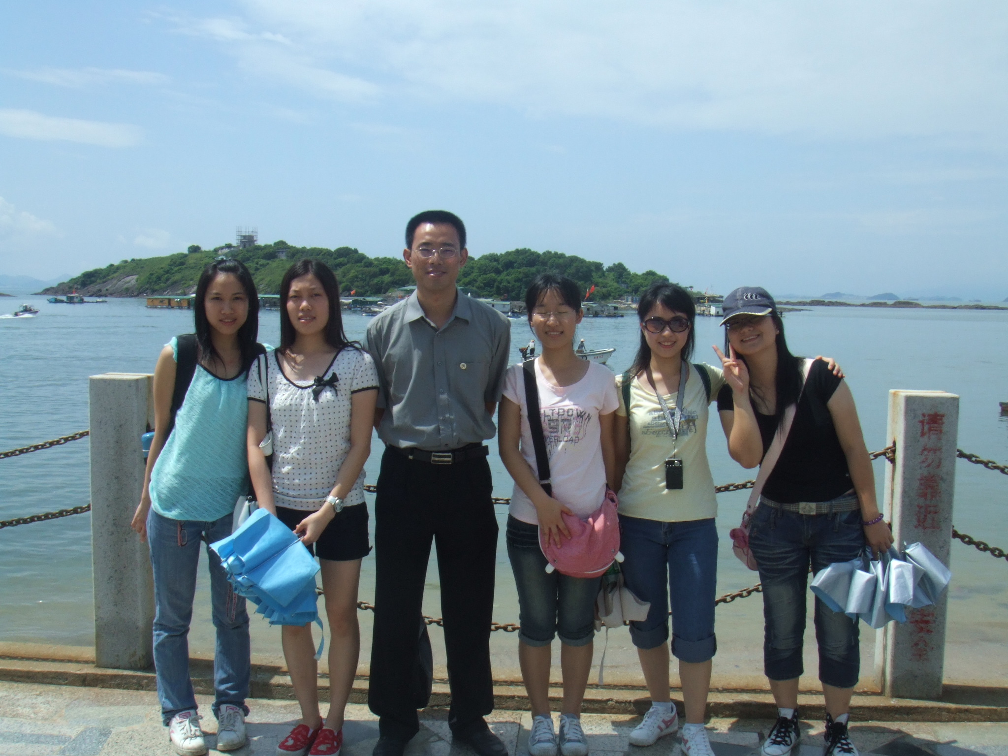 惠阳四中分队参观美丽的大亚湾