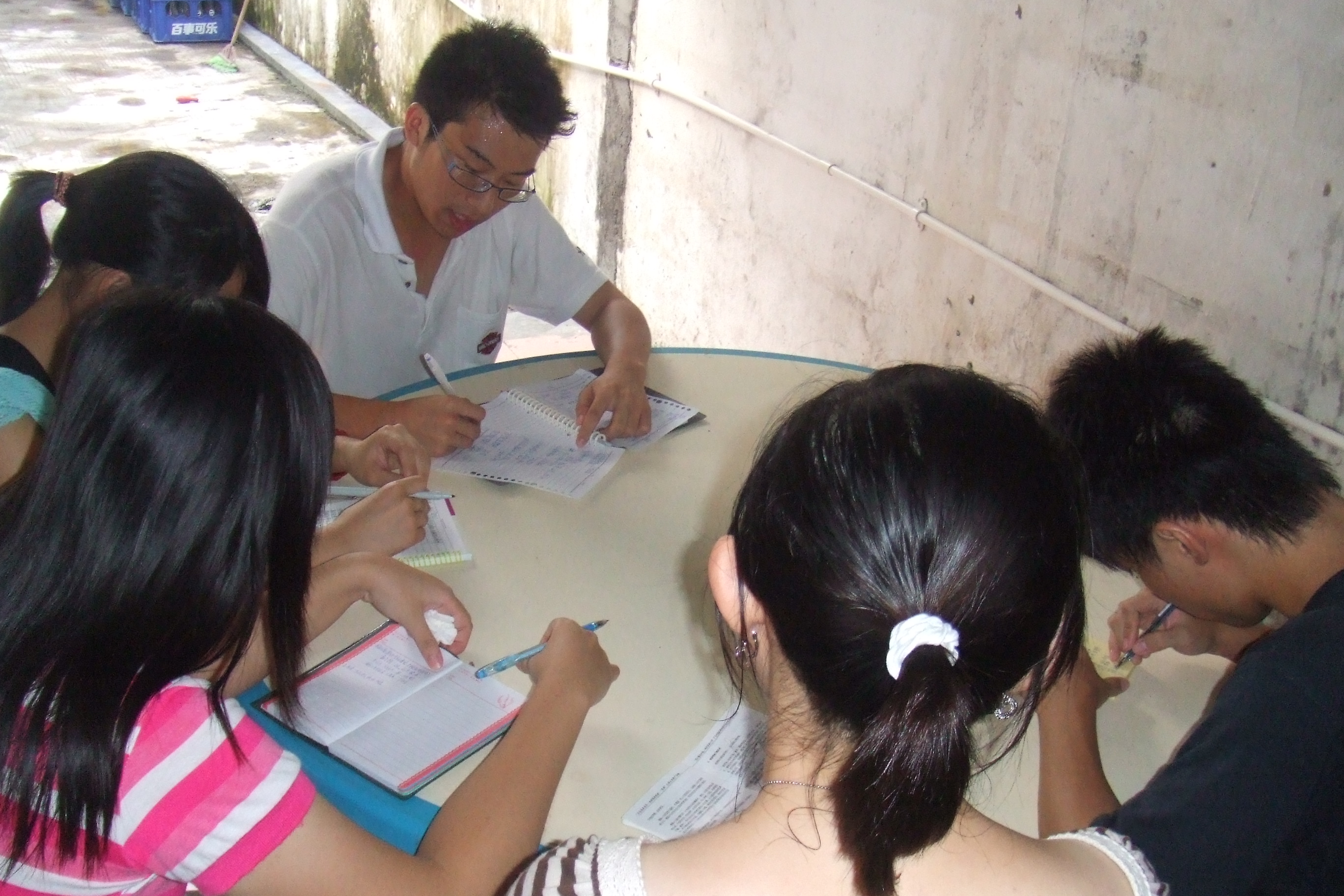 天气纵晴朗,头脑也风暴