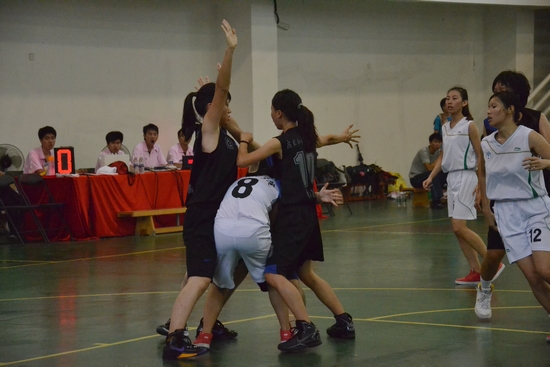 严防严守,毫不让步 严防严守,毫不让步