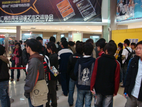 火爆的招聘现场