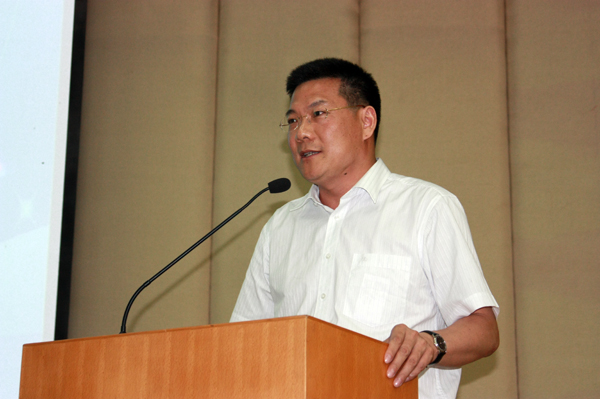 仲伟合致开幕词