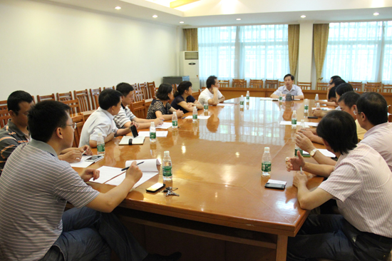 二会现场 二会现场