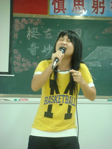 余音绕梁,不绝于耳