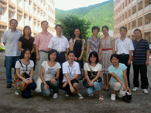 领导到访阳春一中