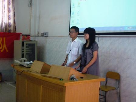 主持人双语介绍广外