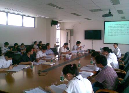 研究生论文答辩会