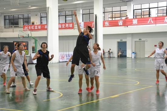 抓住机会,大胆上篮! 抓住机会,大胆上篮!