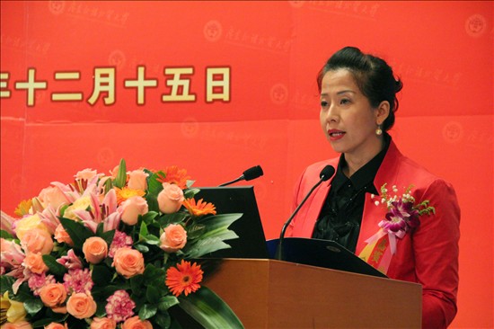 潘相宇介绍广外媒体人校友会筹备过程 潘相宇介绍广外媒体人校友会筹备过程