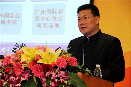 仲伟合校长汇报学校学校整体建设情况 仲伟合校长汇报学校学校整体建设情况