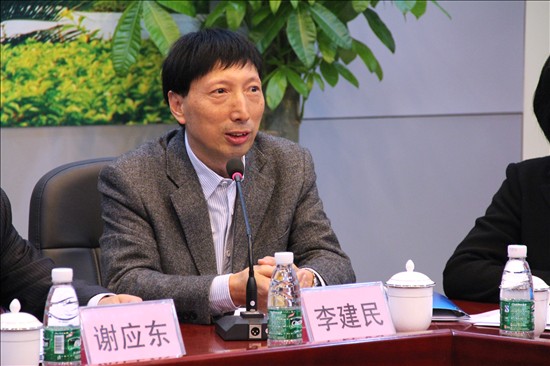 广外外校校长汇报学校发展情况 广外外校校长汇报学校发展情况